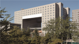 IPPRZY03016S中央民族大學(xué)文科樓-外景01.jpg